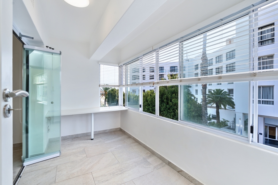 2 Bedroom Property for Sale in Bantry Bay Western Cape